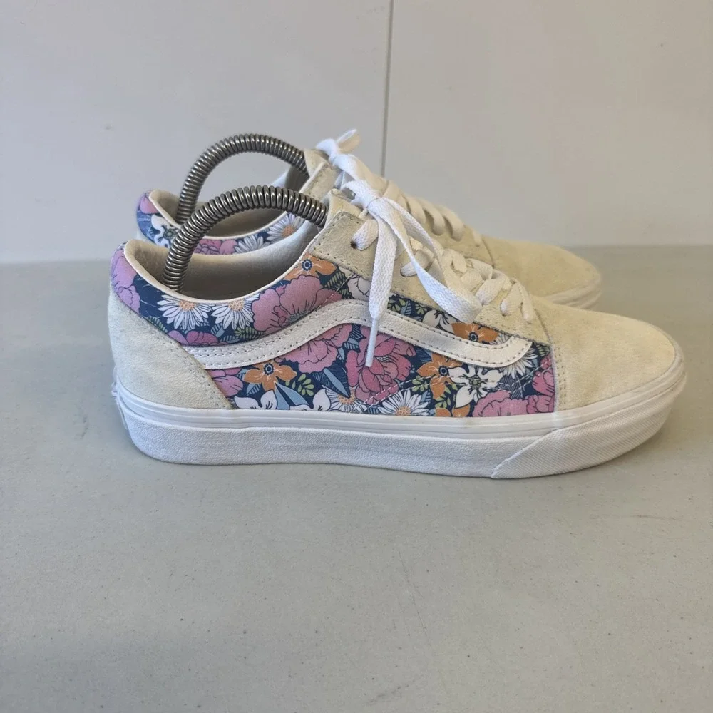 Vans Women's 9.5 Old Skool Floral Print Multi-Color Suede Upper Shoes